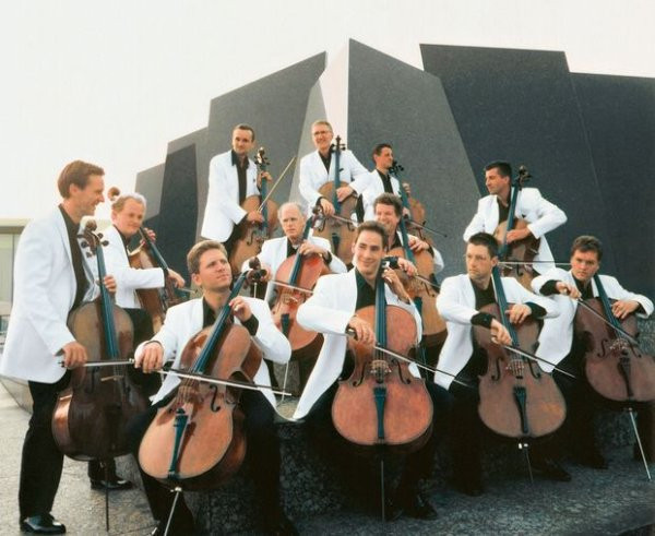 Die 12 Cellisten der Berliner Philharmoniker